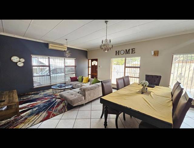 3 BEDROOM HOUSE FOR SALE IN EAST TOWN